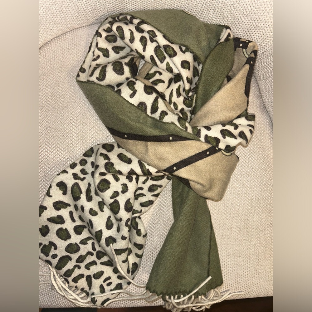 J. McLaughlin Jaipur Reversible Cashmere Scarf